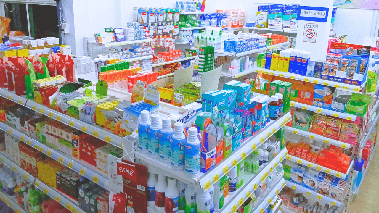 ห้องจ่ายยา เภสัชกรประจำร้าน ให้คำปรึกษาฟรี · บ้านยารักษ์คุณ แม่ต๋ำ พะเยา · ngplussupply.com · easymed.in.th